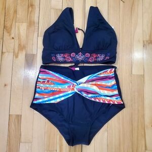 NWT- Two piece Swimsuit set Size XL